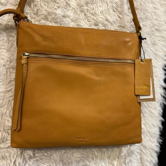 ❤️❤️NWT-MARGOT NEW YORK TAN GENUINE LEATHER LEAH LARGE HOBO❤️❤️ - Picture 3 of 17